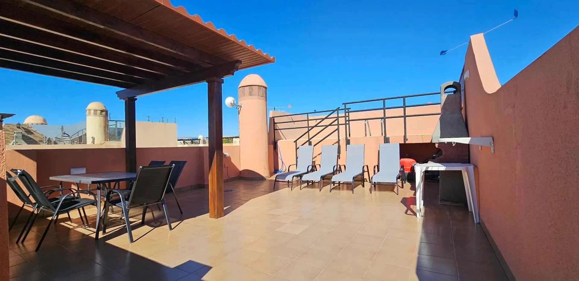 Homes Of Spain, Apartamentos Paraiso, Ed Tahiti, Atico A A Pie De Playa, Piscina Privada En Solarium, Wi-Fi Vera