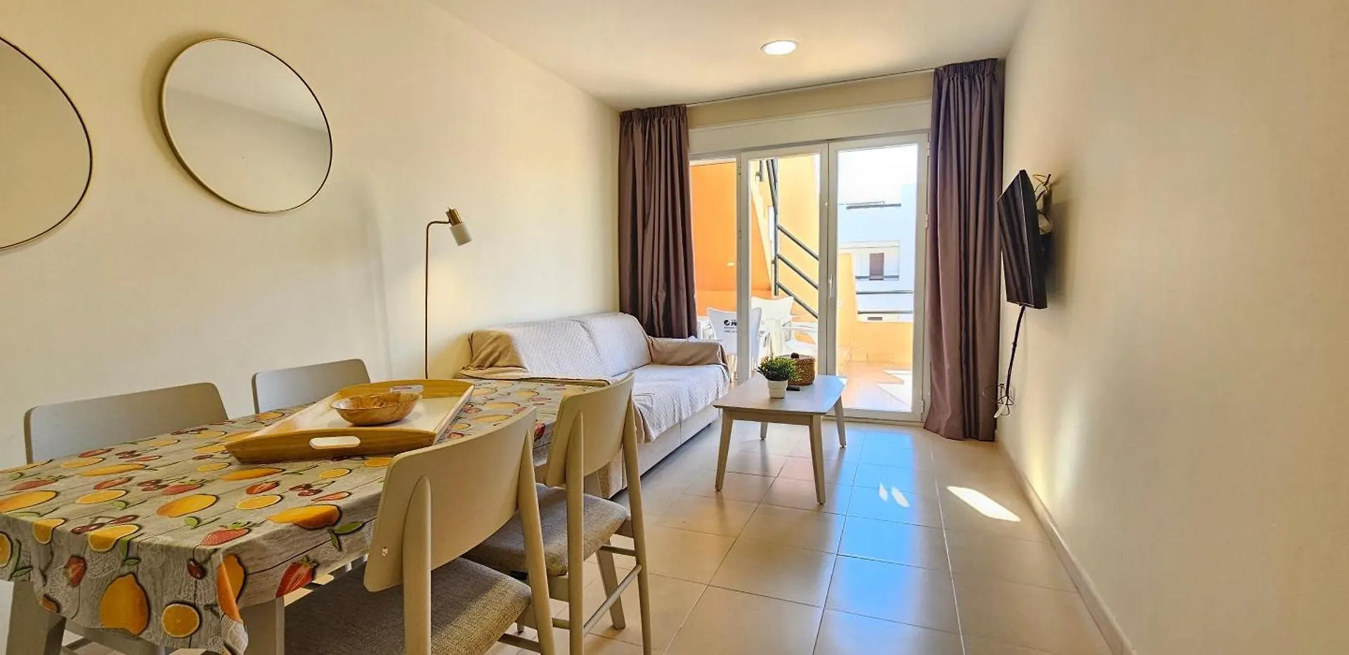 Apartamentos Paraiso: Beachfront Penthouse with Private Rooftop Pool Vera Apartment