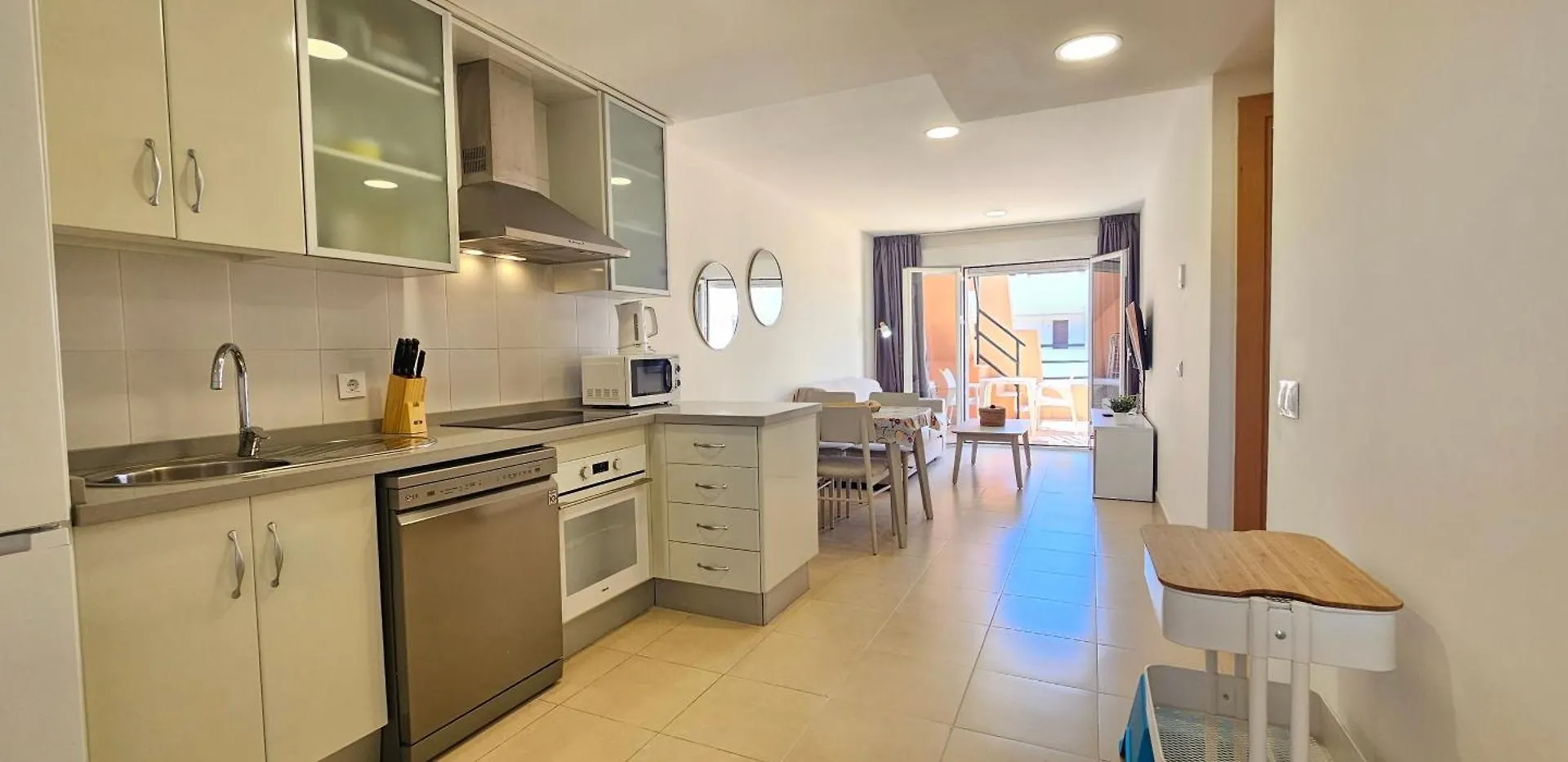 Homes Of Spain, Apartamentos Paraiso, Ed Tahiti, Atico A A Pie De Playa, Piscina Privada En Solarium, Wi-Fi Vera 0*,  España
